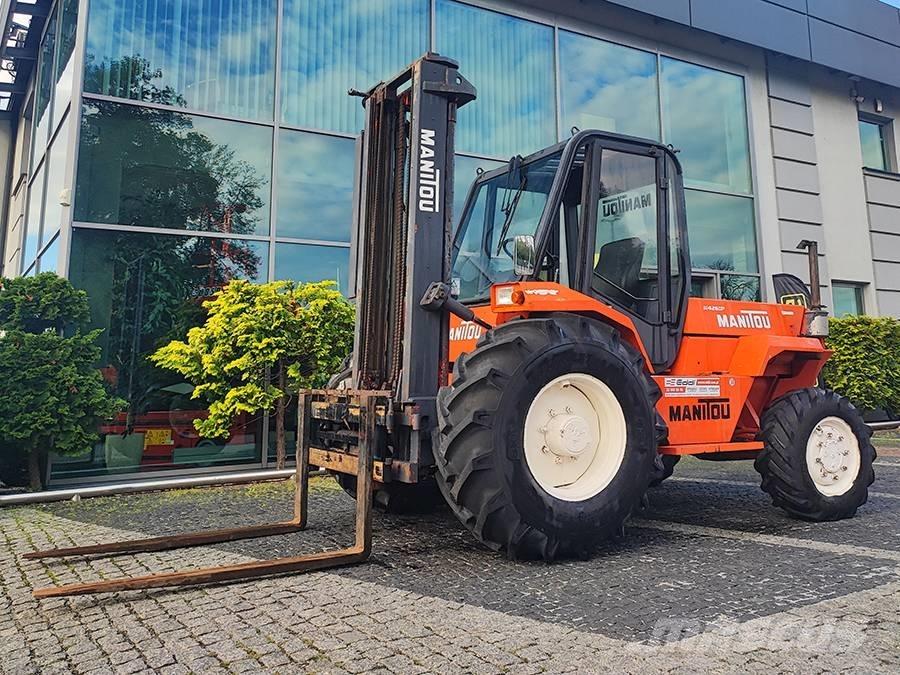 Manitou M 426 CP 越野車