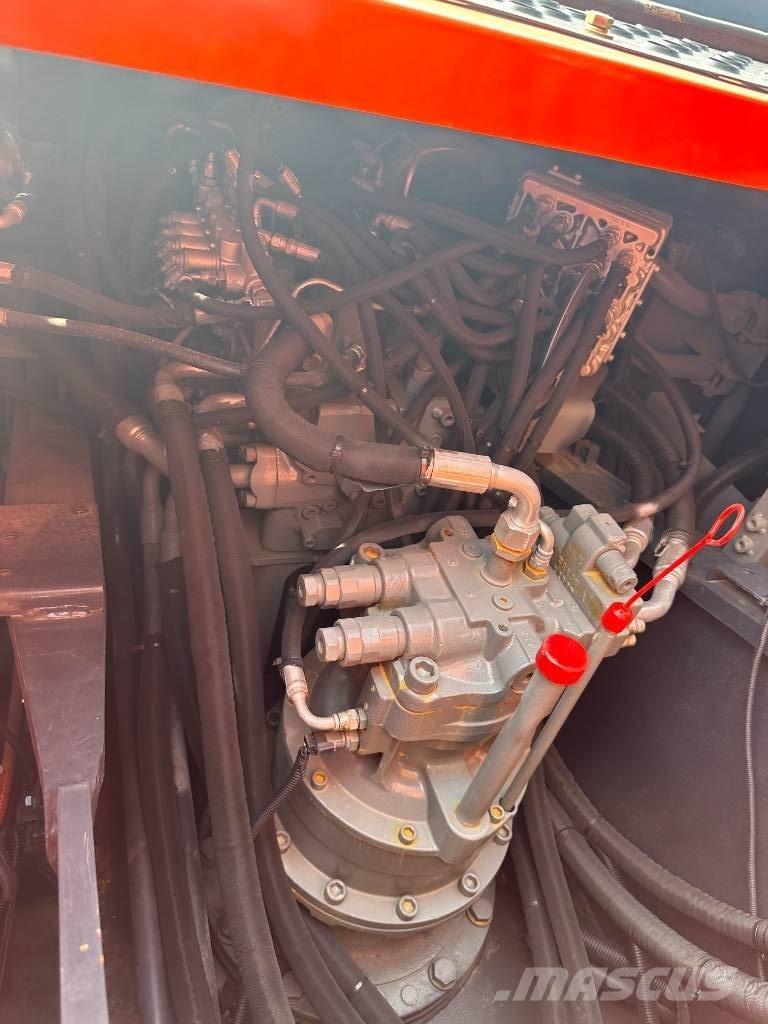 Hitachi ZX200 履帶式 挖土機/掘鑿機/挖掘機