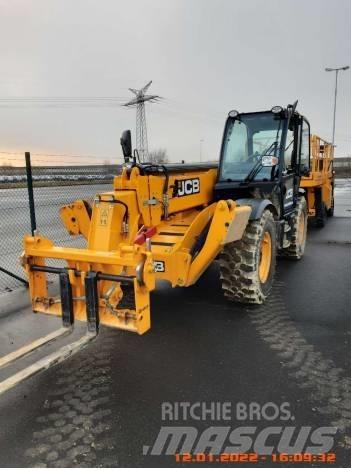 JCB 540-140 伸縮臂操作車