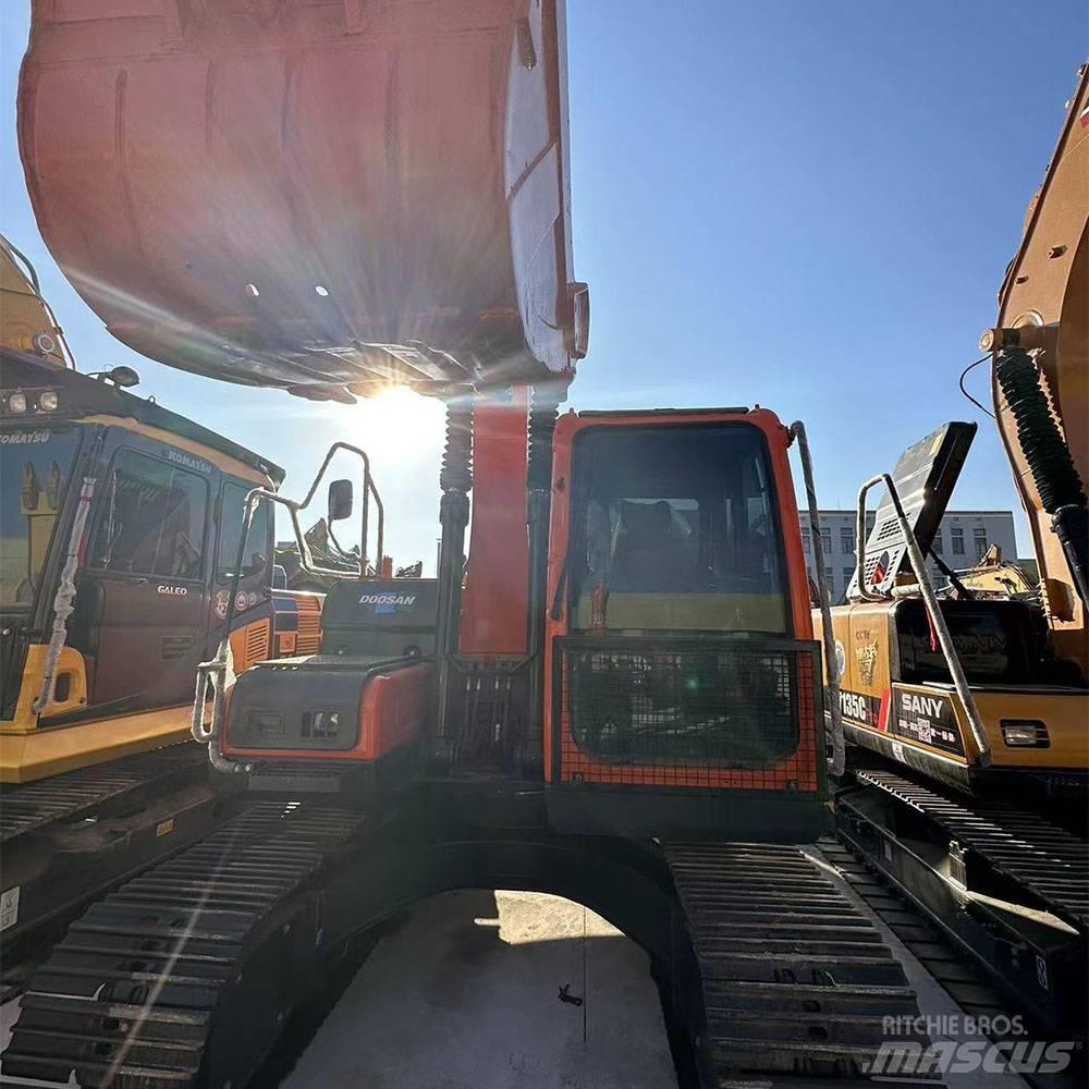 Doosan DX150LC-9C 履帶式 挖土機/掘鑿機/挖掘機