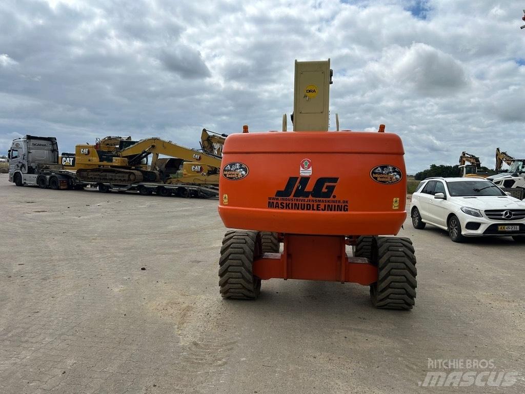 JLG 860 SJ 伸縮臂高空作業車