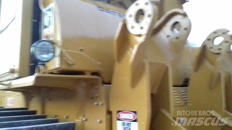 CAT D9G 履帶推土機