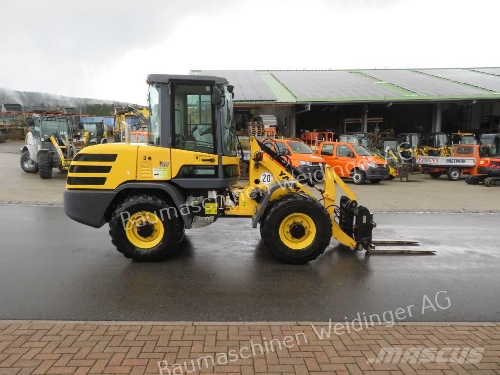 Yanmar V 80 輪胎式裝載機