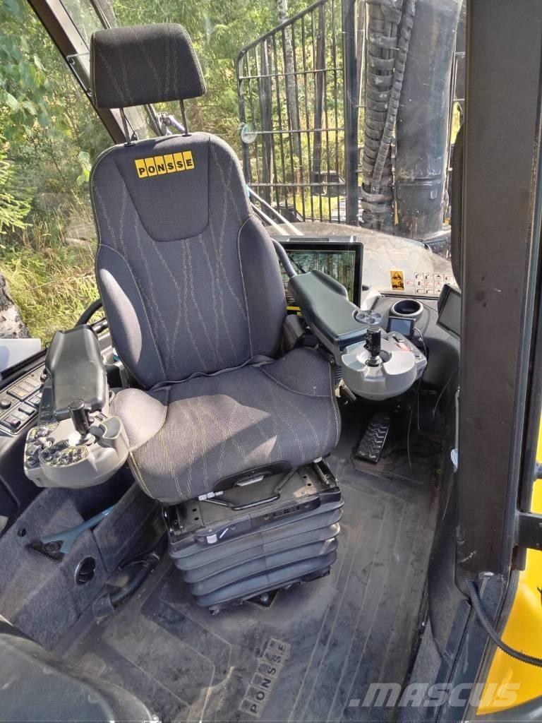 Ponsse Buffalo 8W 集運機