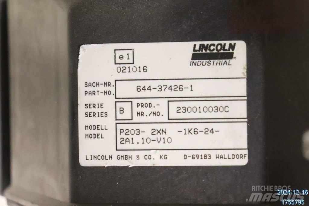 Ljungby L 12 油壓