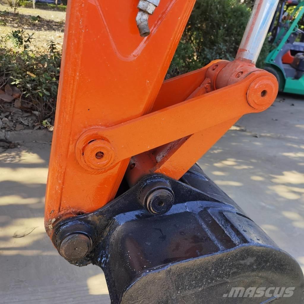 Hitachi ZX70 中型挖土機/掘鑿機/挖掘機 7t-12t
