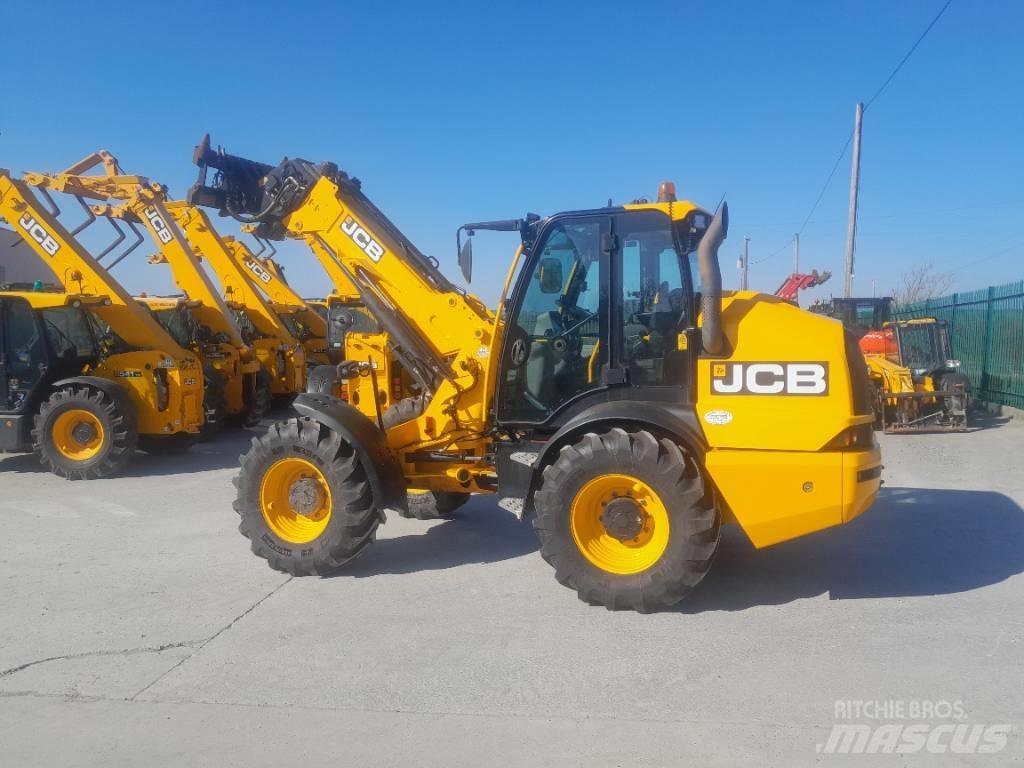 JCB TM 320 S 農業用伸縮臂裝載機
