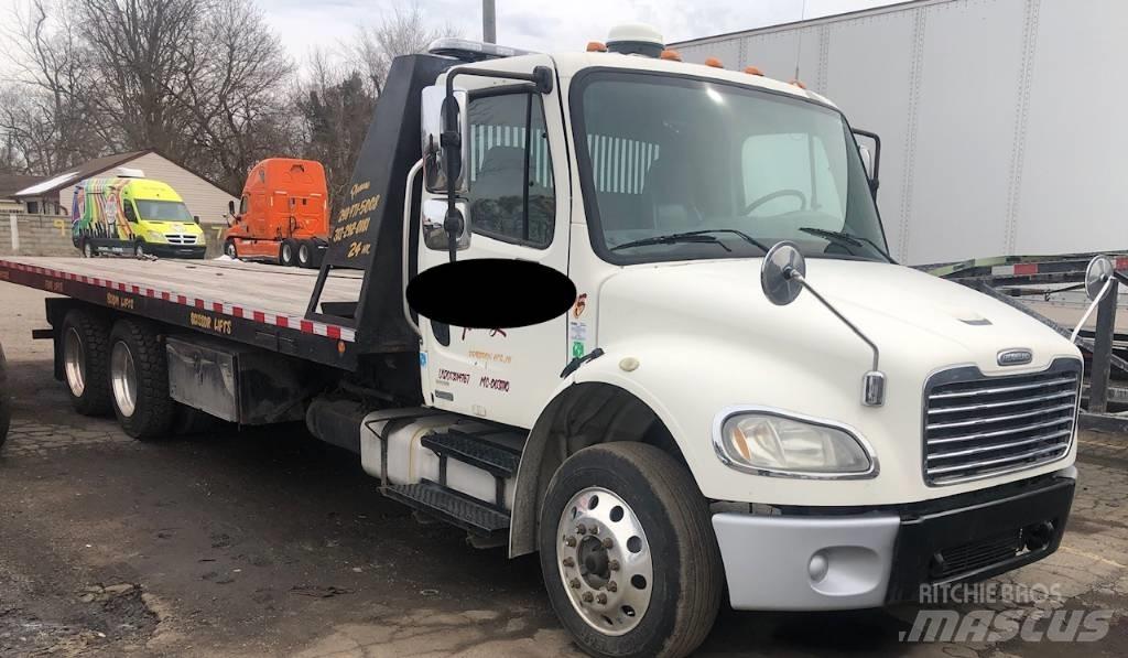 Freightliner m2 救援車