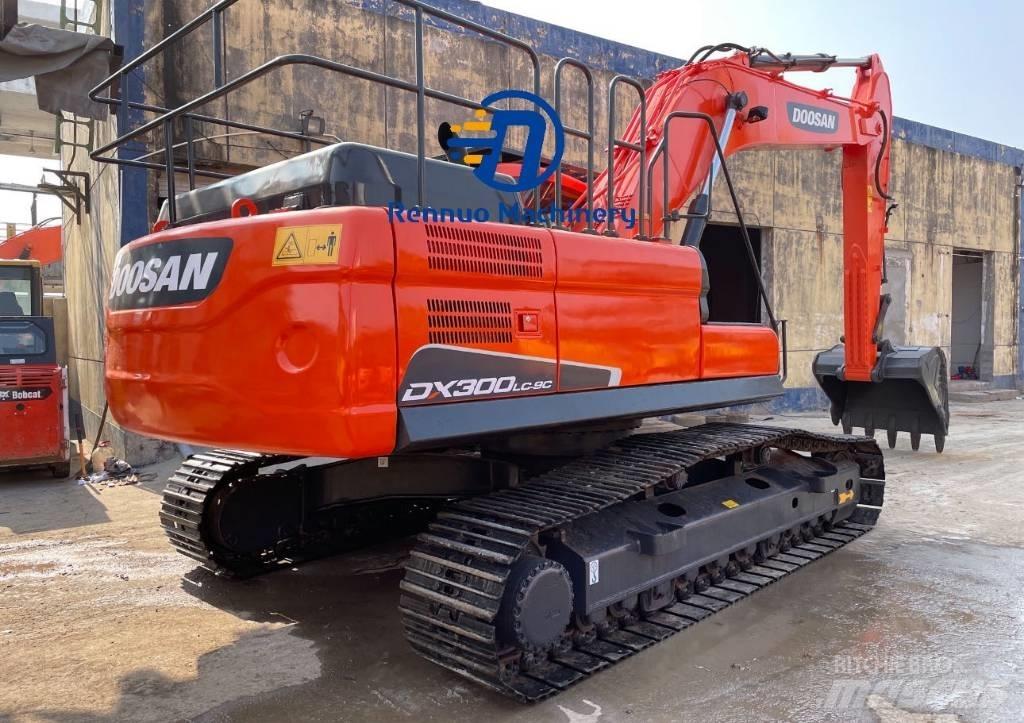 Doosan DX 300 履帶式 挖土機/掘鑿機/挖掘機