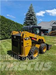 CAT 226 D 滑移轉向裝載機
