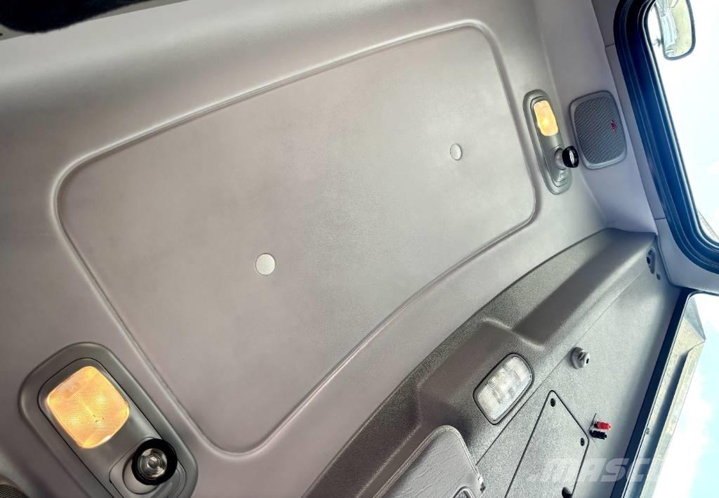 Peterbilt 389 曳引機組件