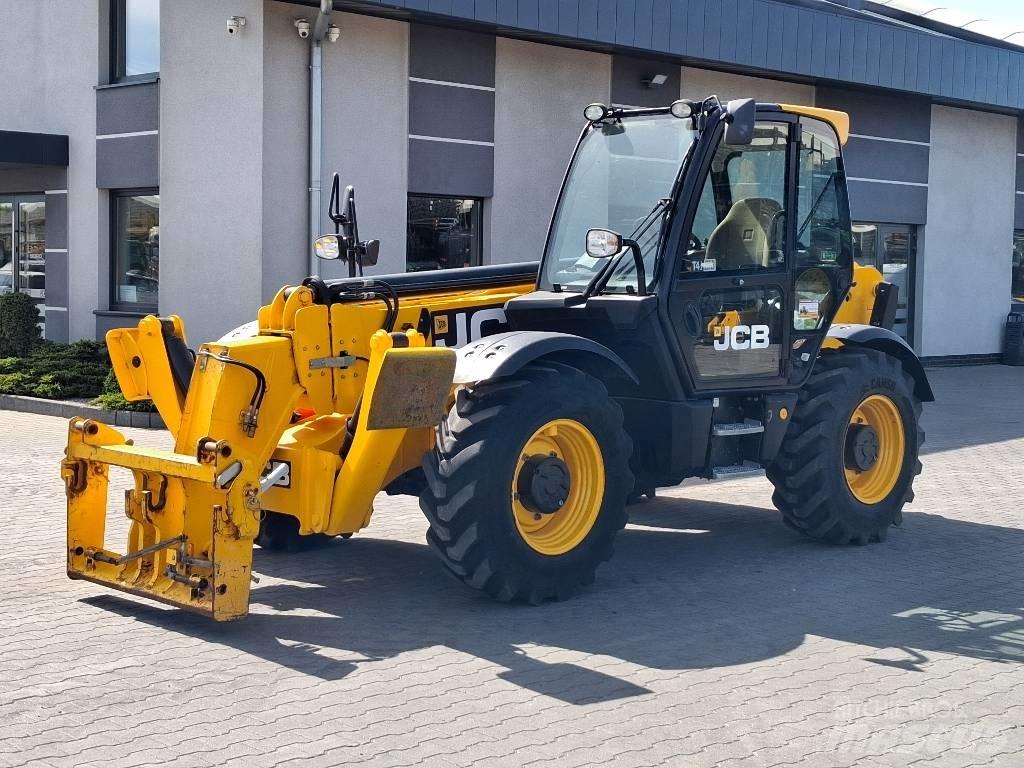 JCB 535-125 Hiviz 伸縮臂操作車
