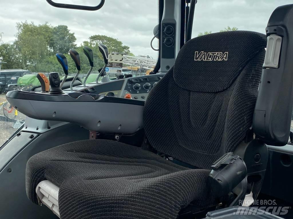 Valtra T 174EA 曳引機