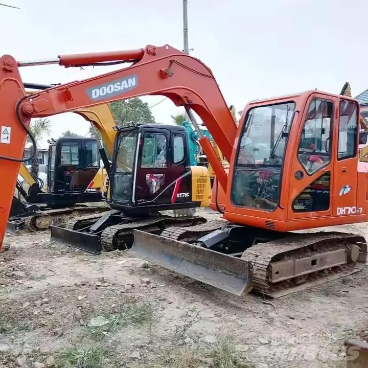 Doosan DH70-7 履帶式 挖土機/掘鑿機/挖掘機