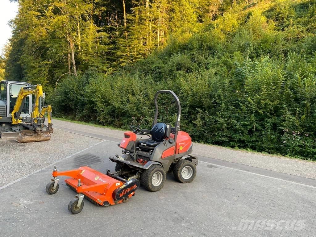 Husqvarna P 525 D 騎乘式割草機