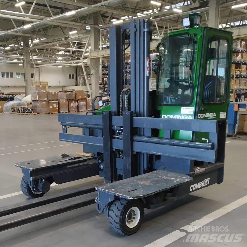 Combilift C 4000 L 四向前伸式堆高機(叉車)