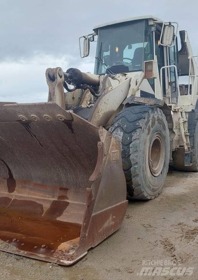 CAT 966 H 輪胎式裝載機