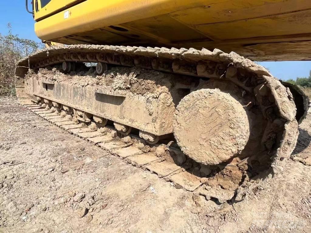 Komatsu PC 220 履帶式 挖土機/掘鑿機/挖掘機