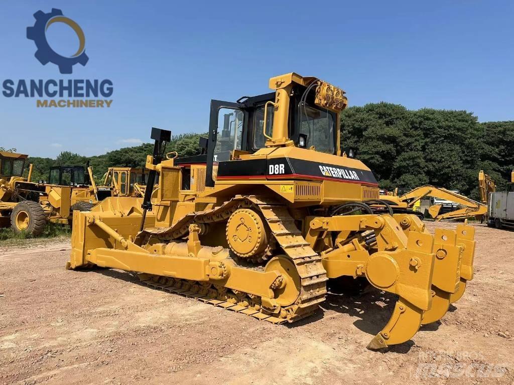 CAT D 8 R 履帶推土機