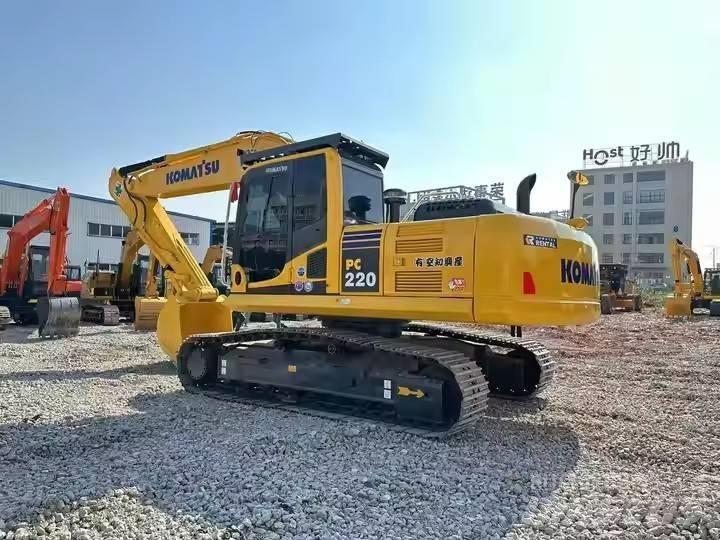 Komatsu PC 220 履帶式 挖土機/掘鑿機/挖掘機
