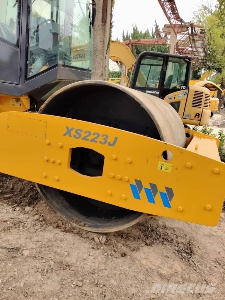 XCMG XS 223 J 單輪滾壓機