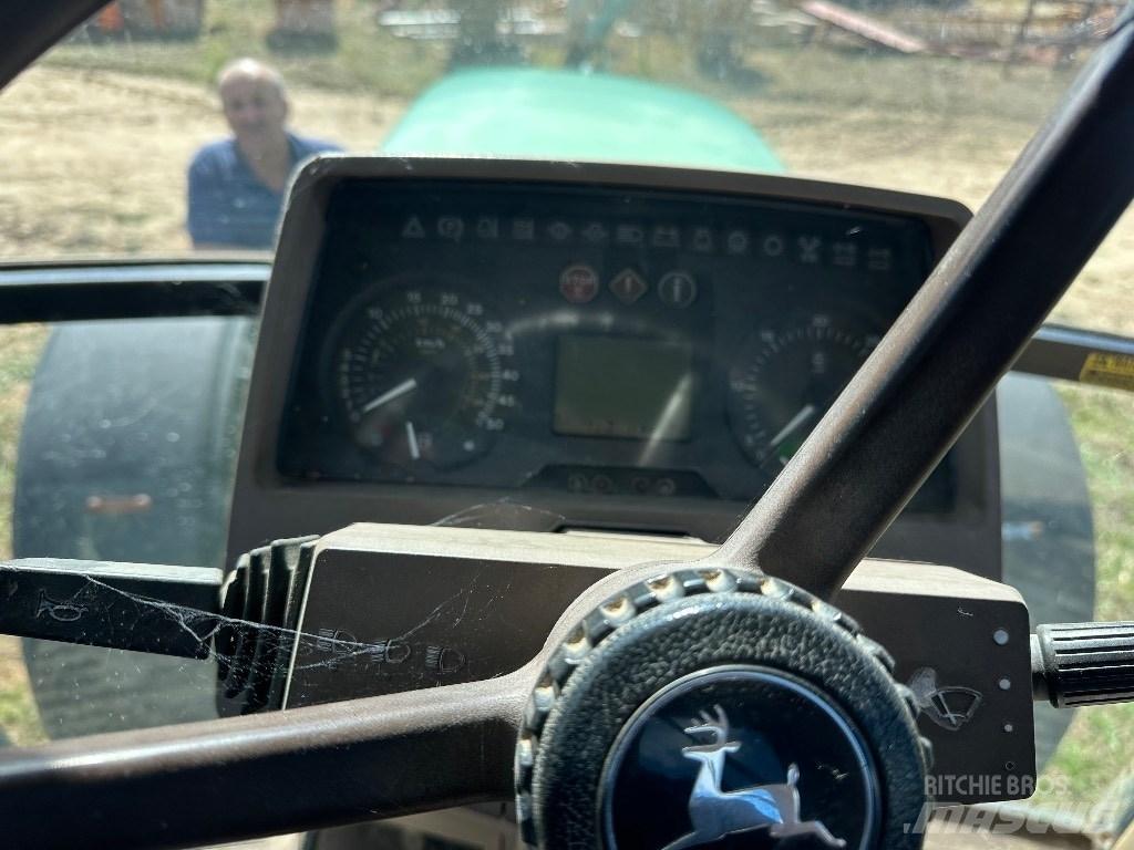 John Deere 6810 曳引機
