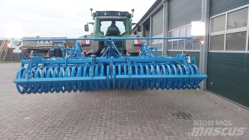 Lemken Kristall 9 中耕管理機