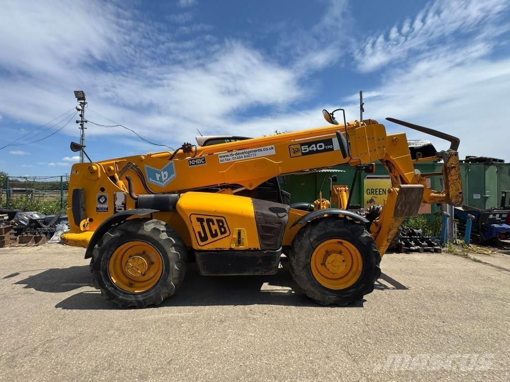 JCB 540-170 伸縮臂操作車