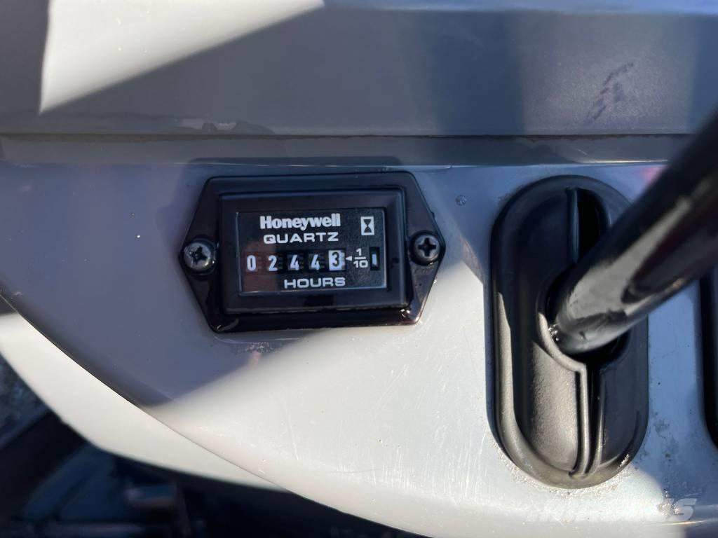 Yanmar Vio 12 中型挖土機/掘鑿機/挖掘機 7t-12t