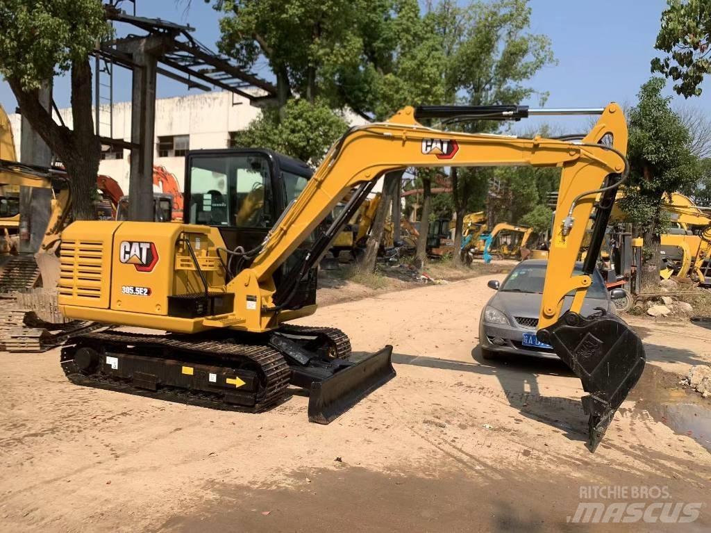 CAT 303.5 E 小型挖土機/掘鑿機<7t(小型挖掘機)