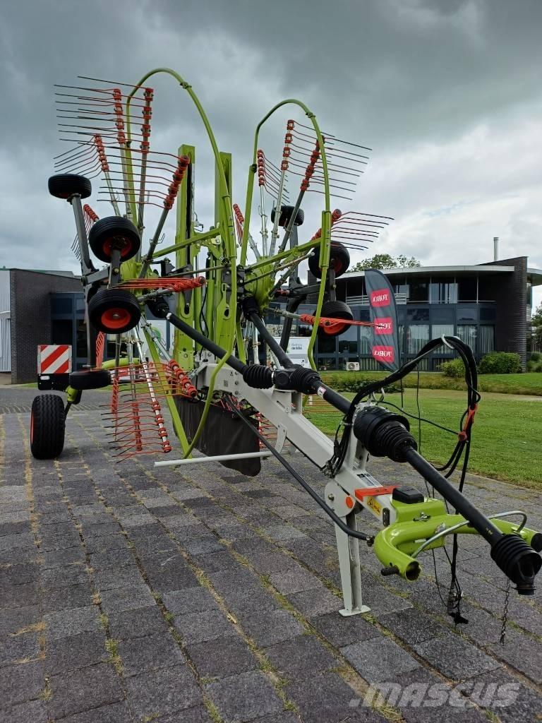 CLAAS Liner 2800 堆草機