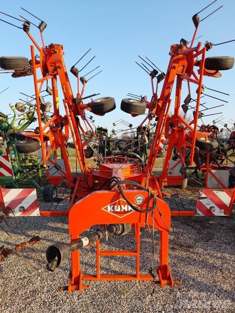 Kuhn GF 8501 T 耙與翻草機