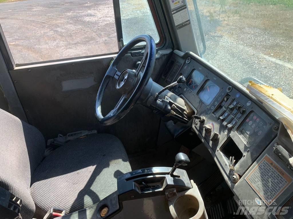 CAT 771 D 剛性傾卸卡車