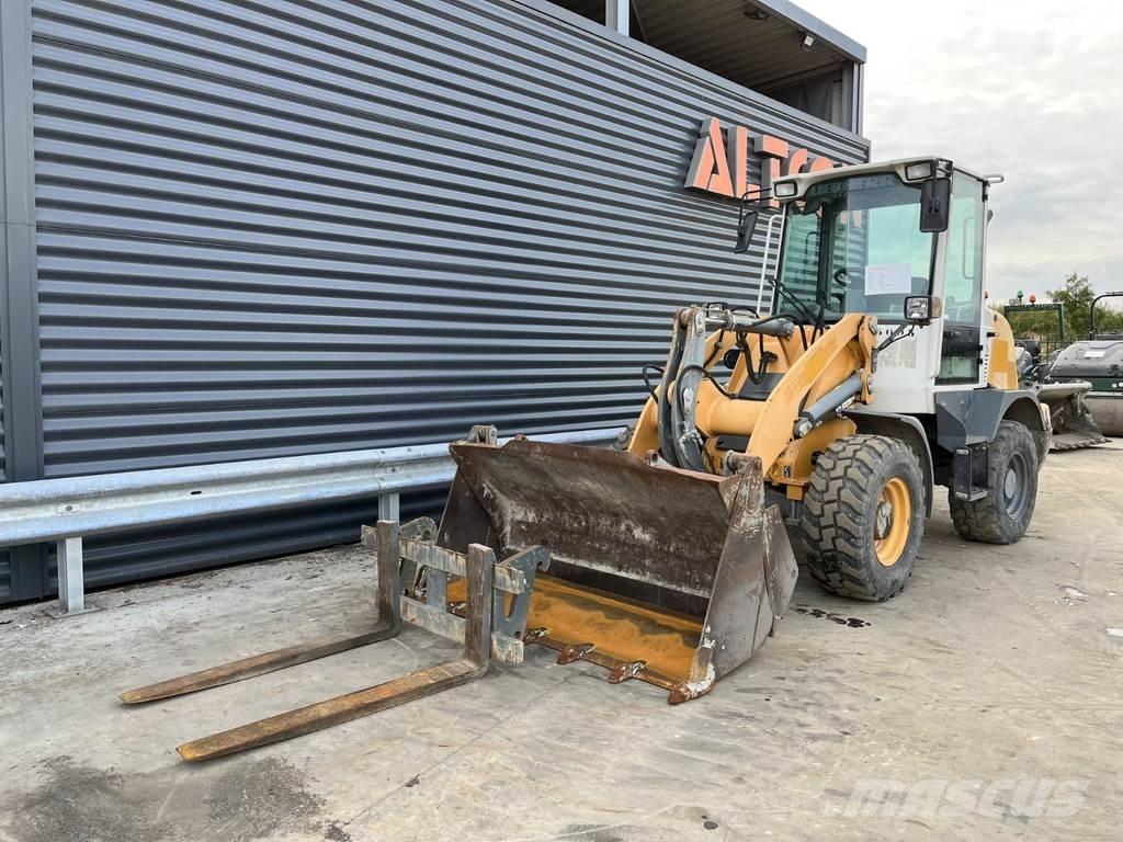 Liebherr L 506 輪胎式裝載機