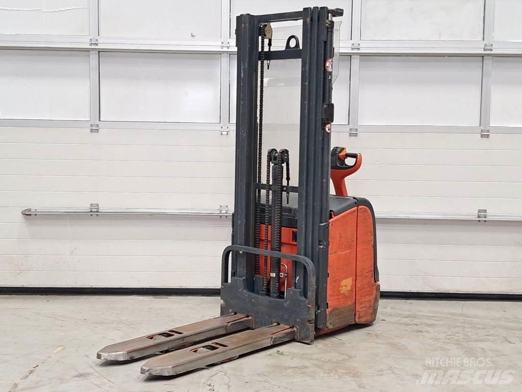 Linde L14 行走控制式堆積機