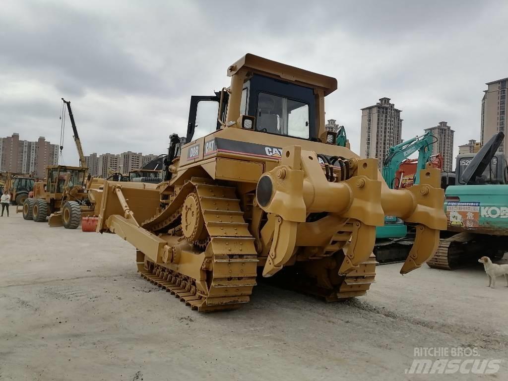 CAT D 8 R 履帶推土機