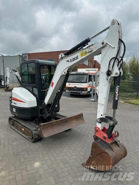 Bobcat E 32 小型挖土機/掘鑿機<7t(小型挖掘機)