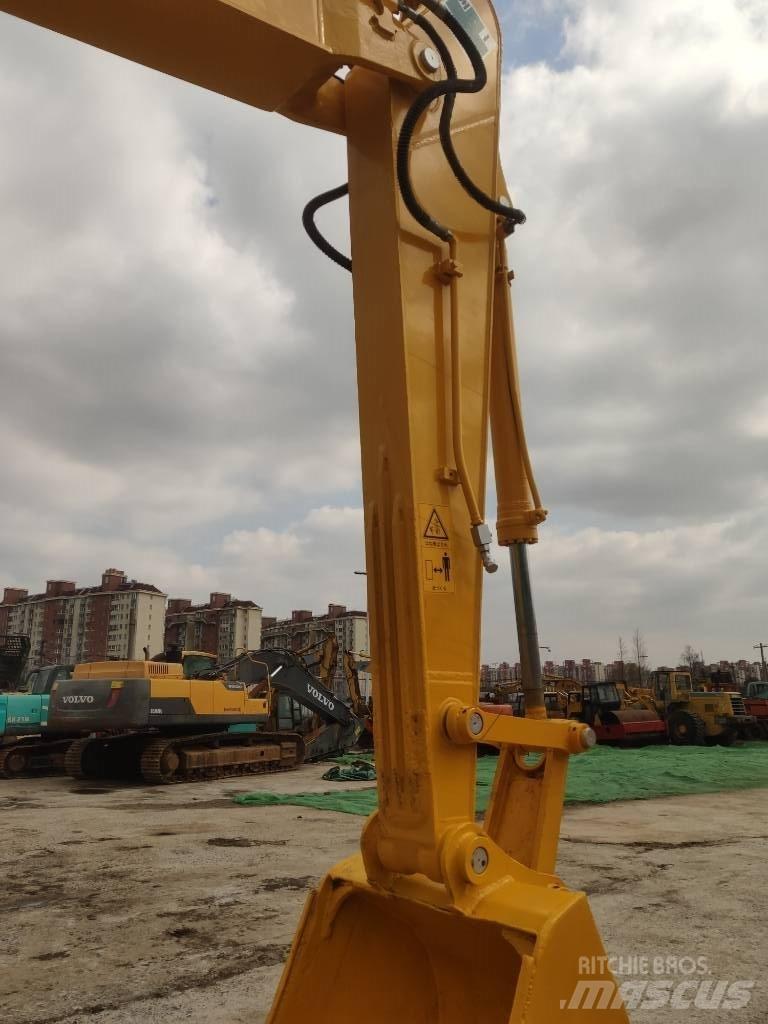 Komatsu PC 200-8 中型挖土機/掘鑿機/挖掘機 7t-12t