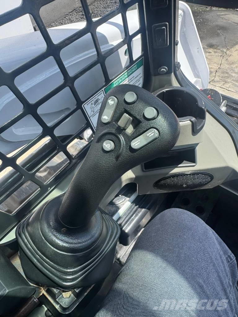 Bobcat T 550 滑移轉向裝載機