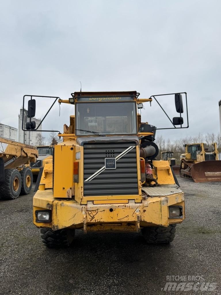 Volvo A 30 C 鉸接式起吊車