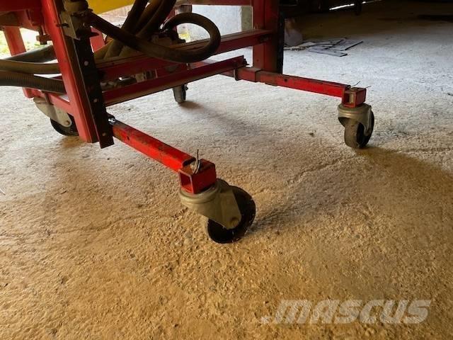 Rau D2-800 承載式噴霧機