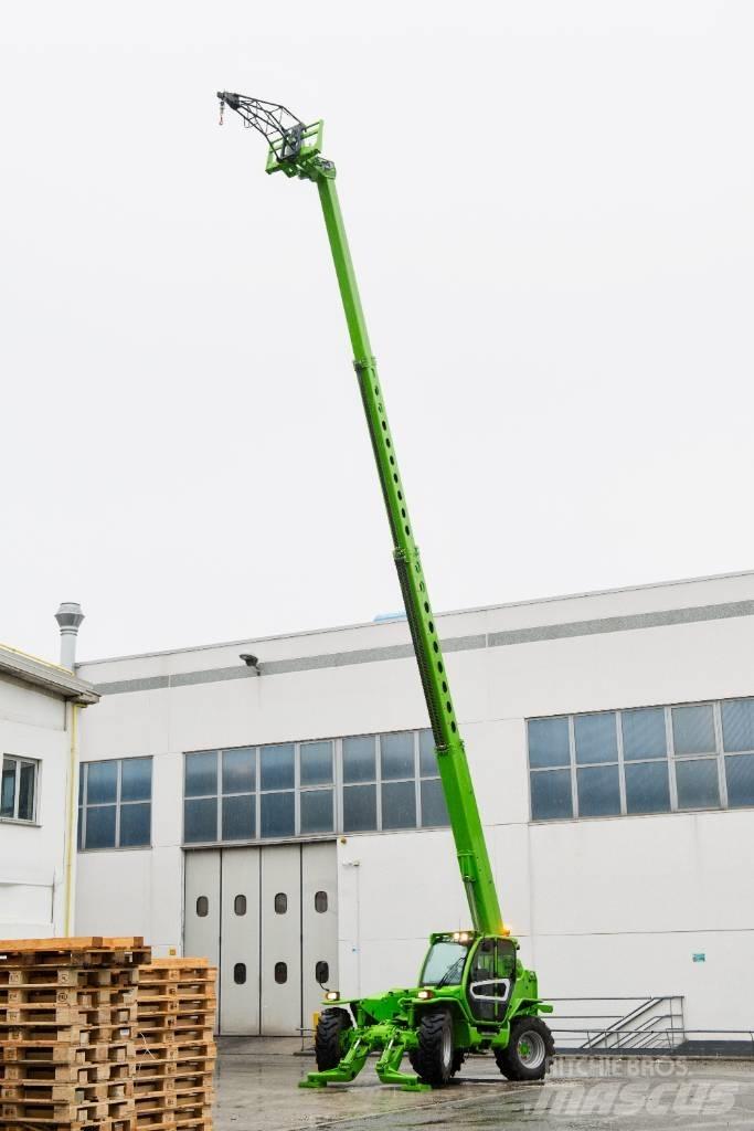 Merlo P50.18Plus 伸縮臂操作車