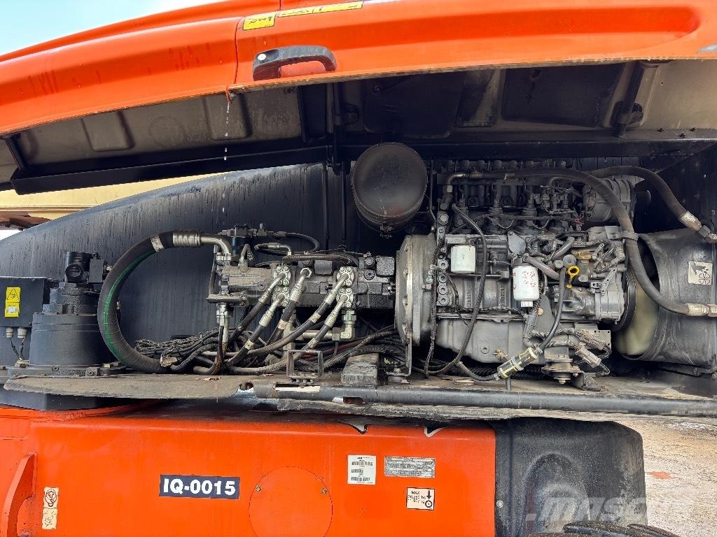 JLG 1350 SJP 伸縮臂高空作業車