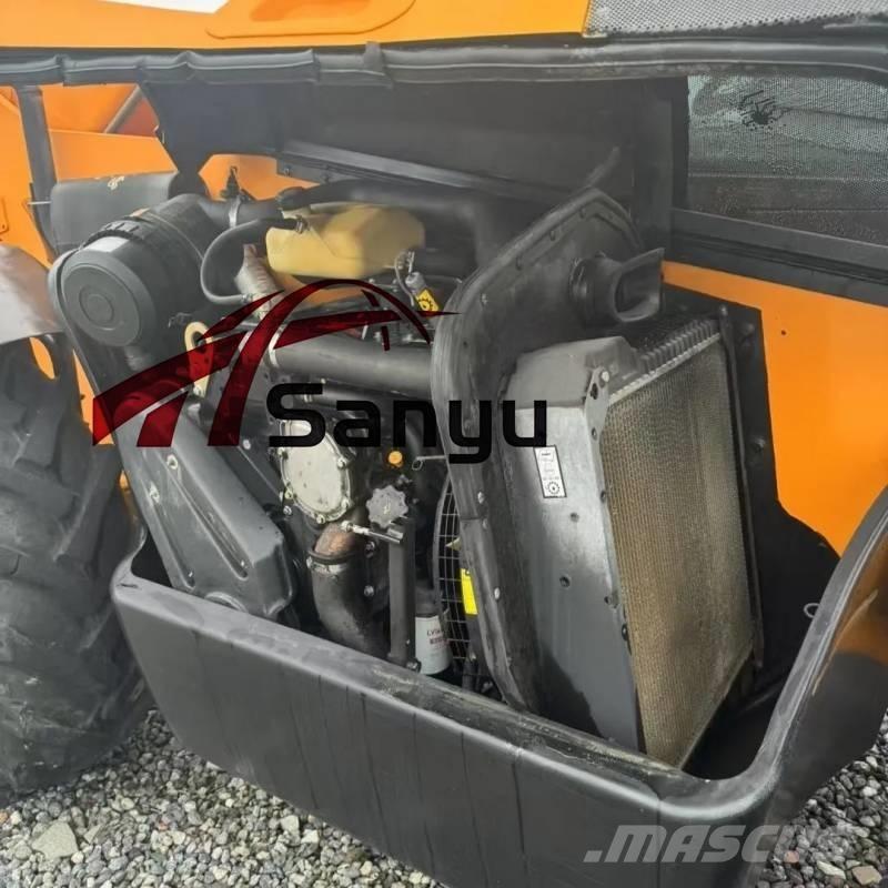 JCB 535-95 伸縮臂操作車