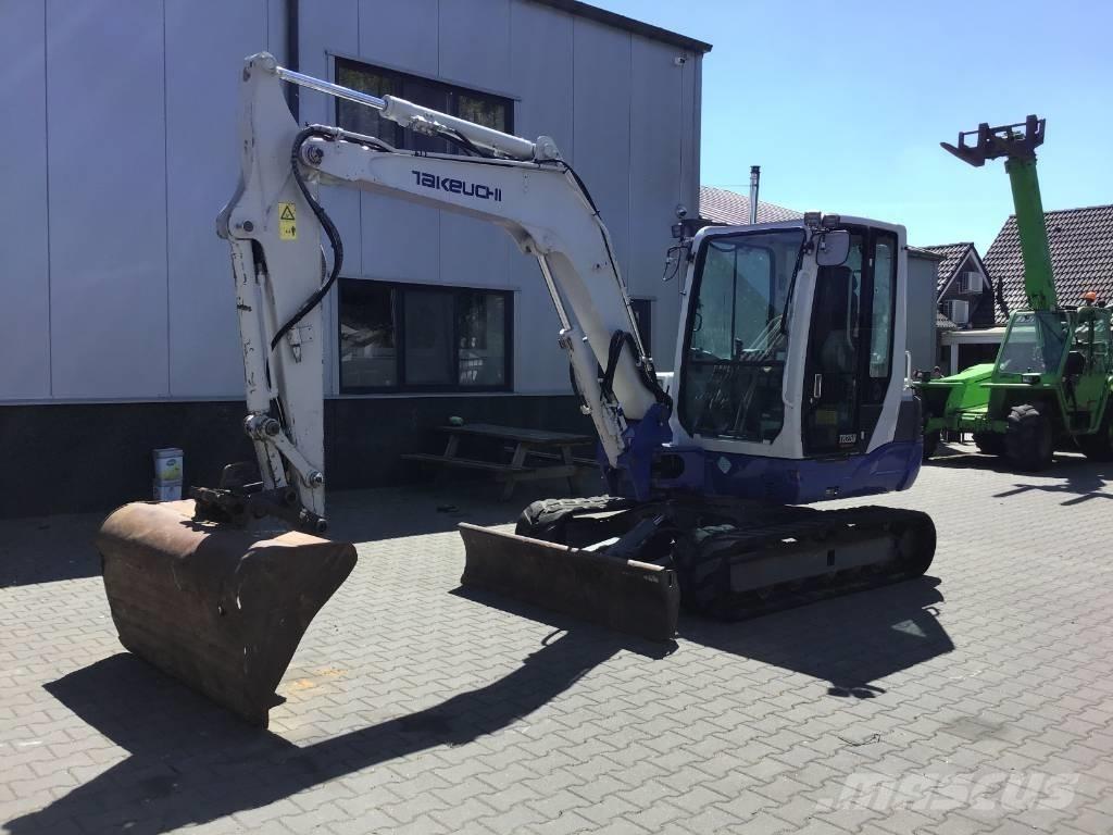 Takeuchi TB 250 小型挖土機/掘鑿機<7t(小型挖掘機)