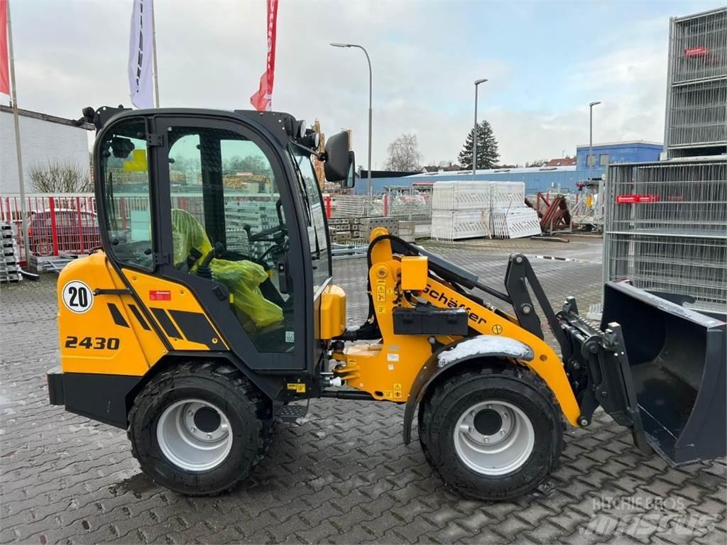 Schäffer 2430 滑移轉向裝載機