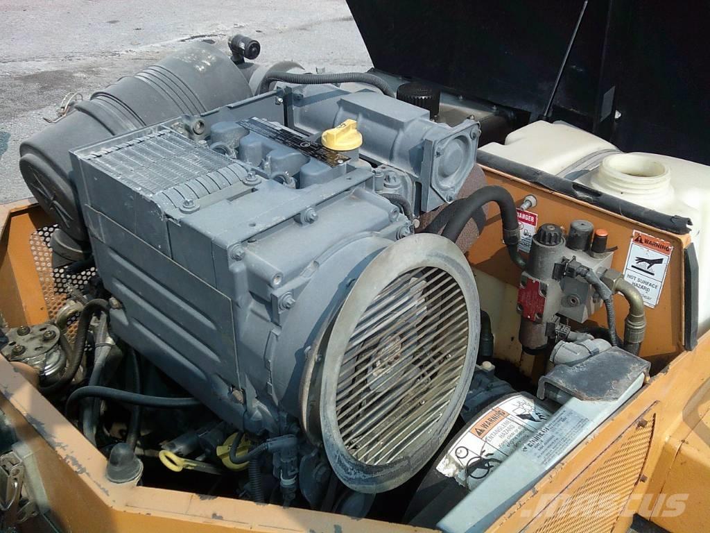 CASE DV 202 雙輪滾壓機