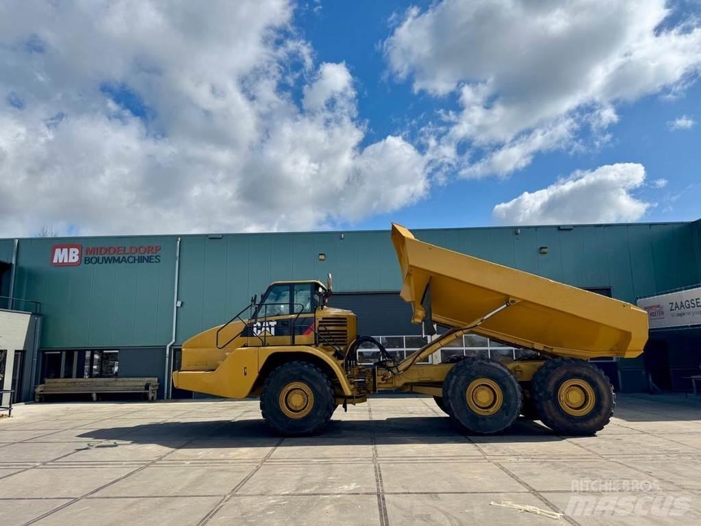 CAT 735 側卸礦車