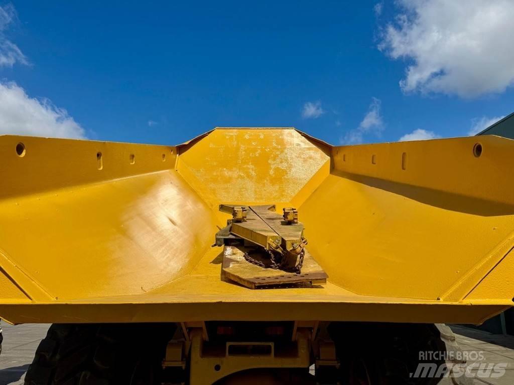 CAT 735 側卸礦車