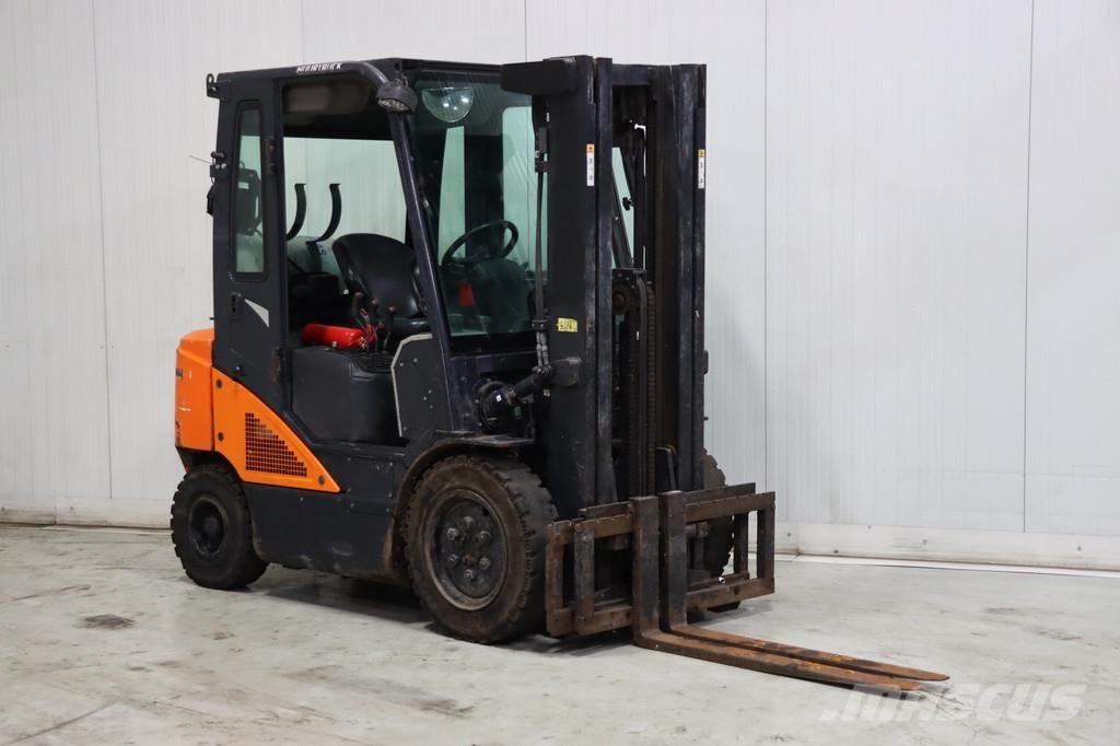 Doosan G25N-7 液化石油氣LPG卡車